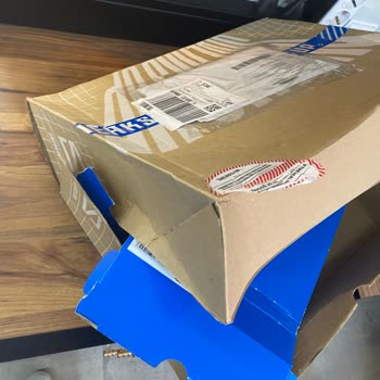 Aldığım Ayakkabının Kutusu Paramparça Geldi