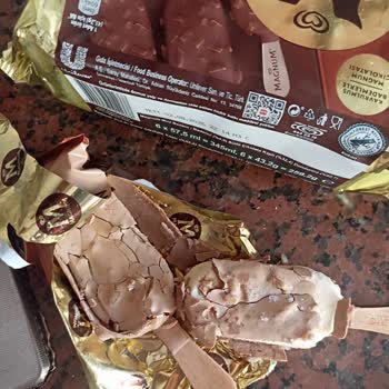 Soğuk Zinciri Bozulmuş Dondurma Satışı Ve Ürün İadesi Talebi