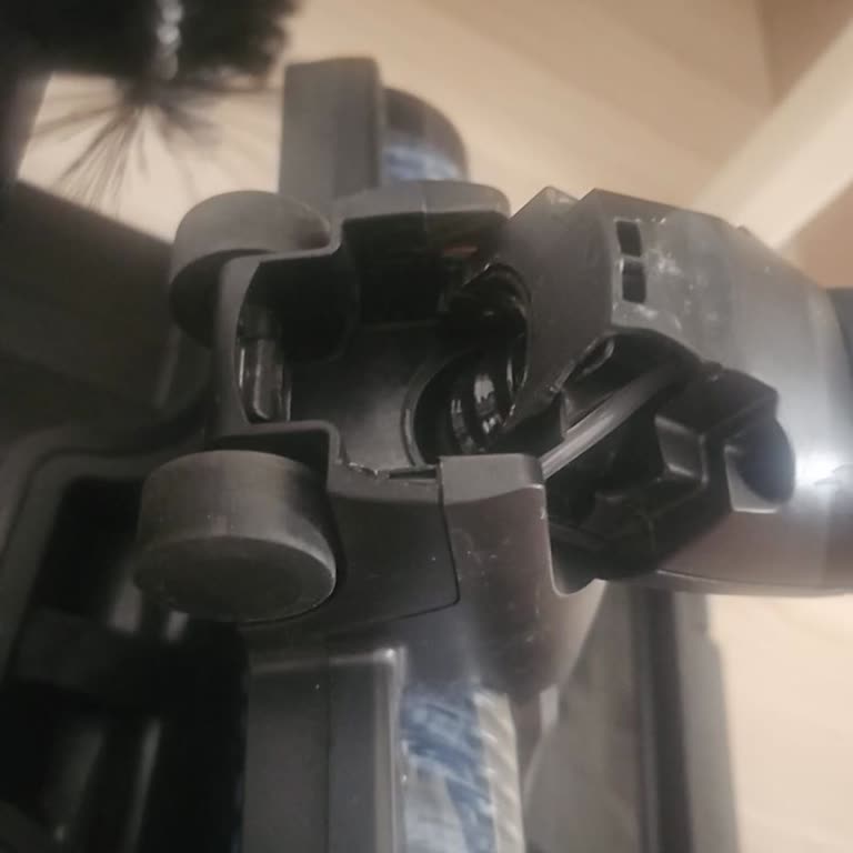 Garanti Kapsamındaki Süpürge Başlığı İçin Yüksek Ücret Talebi Mağduriyet Yarattı