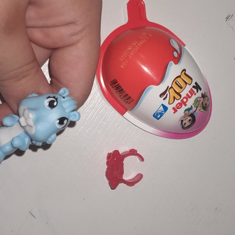 Kinder Joy Oyuncağında Baskı Kayması Nedeniyle Yaşanan Memnuniyetsizlik