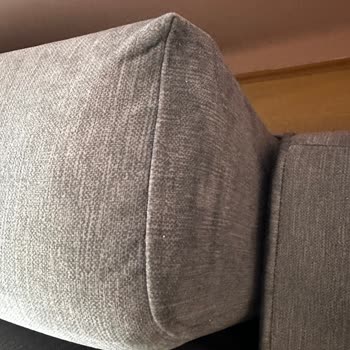 Kırık Teslim Edilen Koltuk Takımı İçin İade Ve Geri Dönüş Bekliyorum