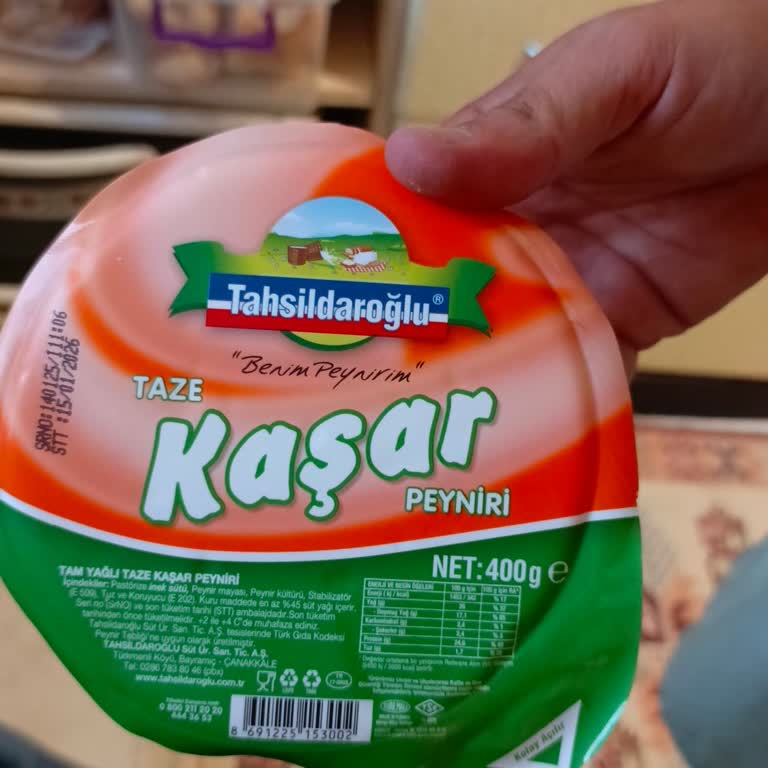 Aldığım Kaşar Peynirlerinde Benzin Kokusu Ve Sağlık Riski