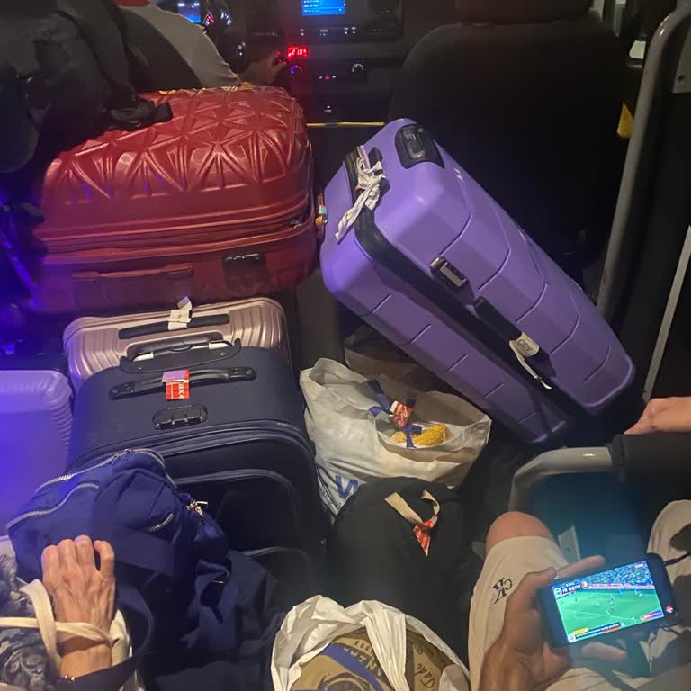 Pamukkale Şehir İçi Servisinde Yoğunluk Ve İlgisiz Davranış