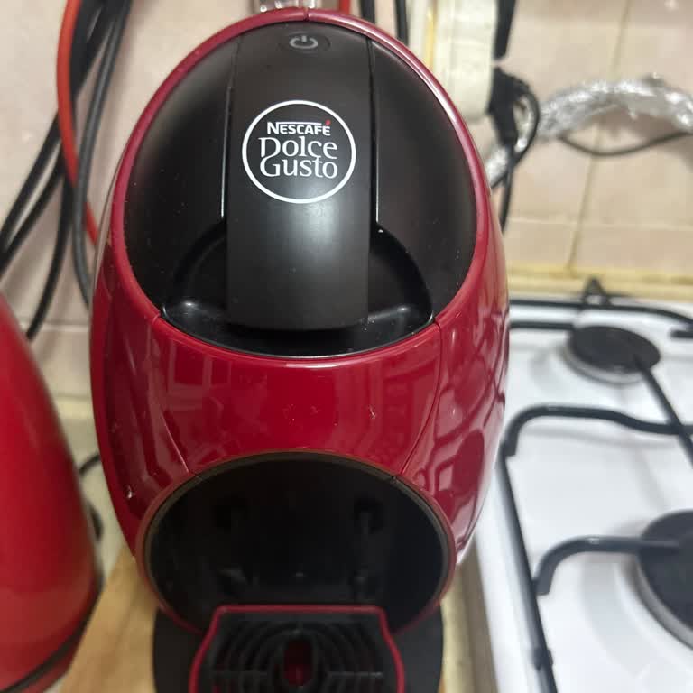 Dolce Gusto Kahve Makinesi Su Sızdırıyor, Yetkili Servise Ulaşamıyorum
