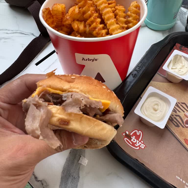 Arby's Marmara Forum'da Eksik Ve Kalitesiz Menü, Ücret İadesi Talebi