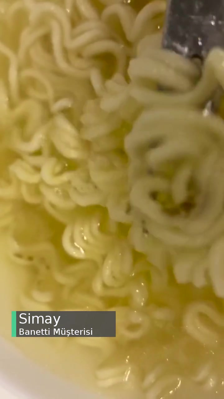 Banetti Taco Çeşnili Noodle İçerisinden Çıkan Tanımlanamayan Şey videonun kapak resmi