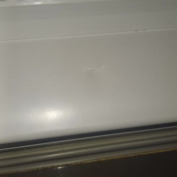 Arçelik Montaj Sırasında Dolabım Ve Lamba Kapağım Zarar Gördü, Değişim Talep Ediyorum