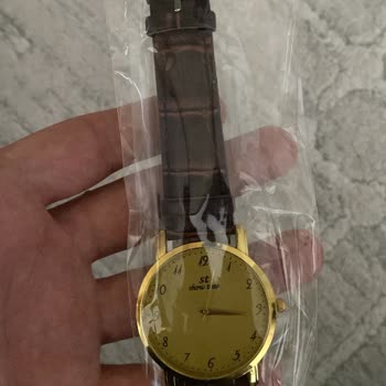 Sipariş Ettiğim Saatler Yerine Alakasız Ürünler Gönderildi, Muhatap Bulamıyorum