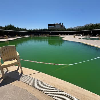 Havuz Kapatılması Ve Temizlik Sorunları Nedeniyle Mağduriyet Yaşadık