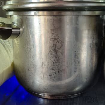 İade Talebime Mağaza Sorumlusunun İlgisizliği Ve Hijyen Sorunu