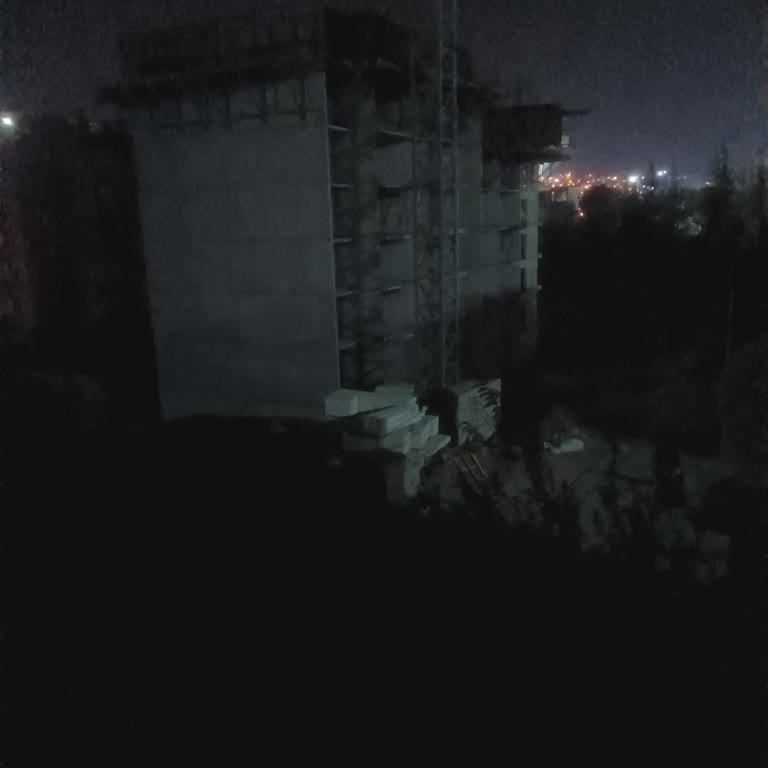 Sürekli Elektrik Kesintileri Hayatımızı Olumsuz Etkiliyor: Kalıcı Çözüm Bekliyoruz