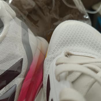 Adidas Ayakkabıda Dikiş Problemi Ve Çözüm Eksikliği