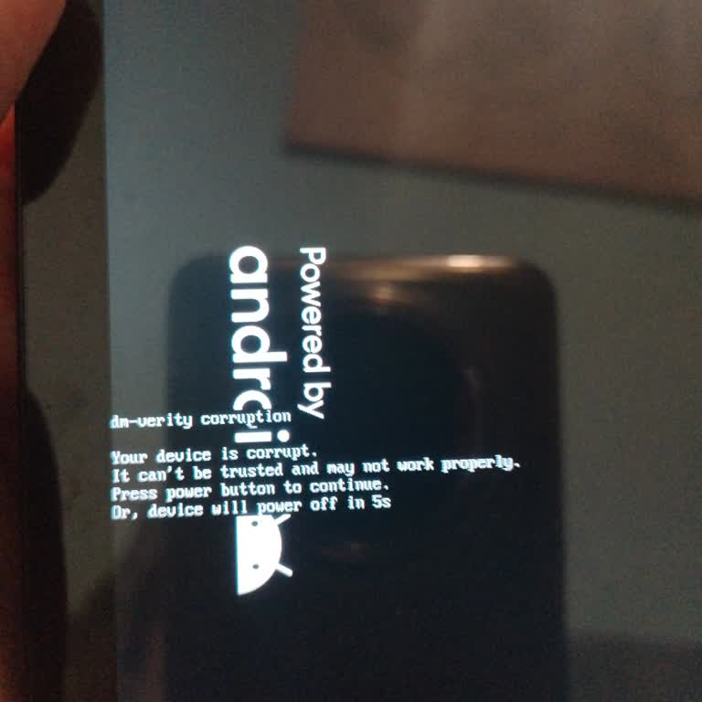 Sürekli Kapanan Tablet Ve Yetersiz Servis Deneyimi Sonrası Para İadesi Talebi