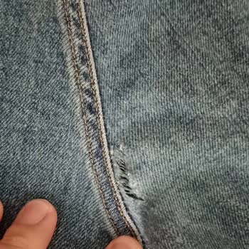 Aldığım Kot Pantolon 4.5 Ayda Eridi Ve Açıldı, İade Talep Ediyorum