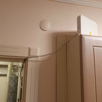 Superonline Kablo Kurulumu Nedeniyle Tuvalet Kapısı Kapanmıyor, Mağduriyet Yaşıyorum