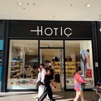 Aldığım Terlik Kısa Sürede Bozuldu, Mağaza İlgisiz Davrandı