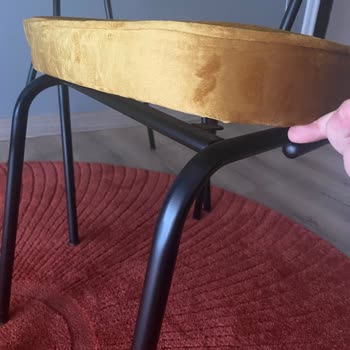 Hatalı Montaj Sonrası Sorunlu Sandalyeler Ve Yetersiz Müşteri Hizmetleri