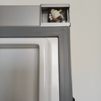 Siemens Servisi Kapağı Kırdı, Sorumluluk Almadı Ve Ek Ücret İstedi