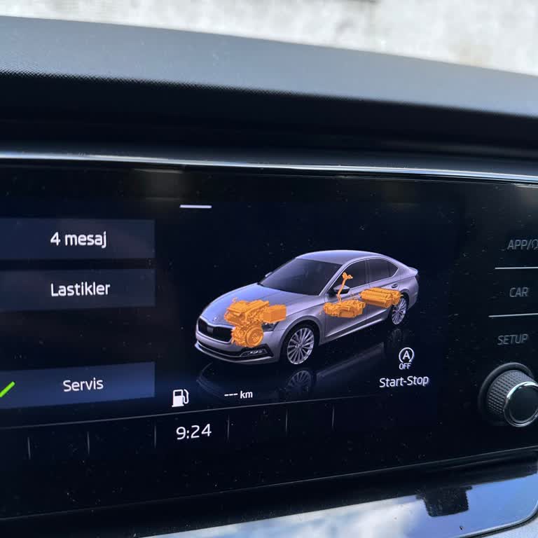 Skoda Octavia'da Tekrarlayan Motor Uyarıları Ve Garanti Sürecinde Çözüm Eksikliği