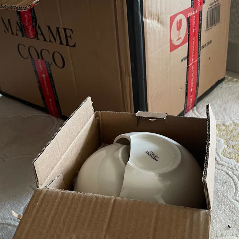 Yemek Takımı Siparişlerimde Tekrarlayan Kırık Ürün Sorunu Ve Müşteri Hizmetlerine Ulaşamama