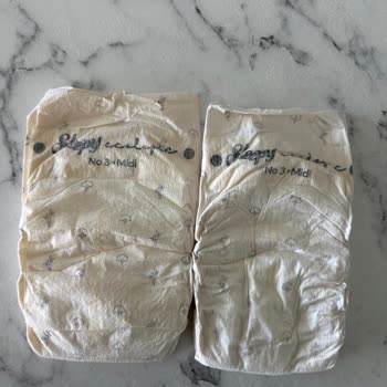 Farklı Satıcılardan Alınan Sleepy Bebek Bezlerinde Belirgin Boyut Ve Kalınlık Farkı