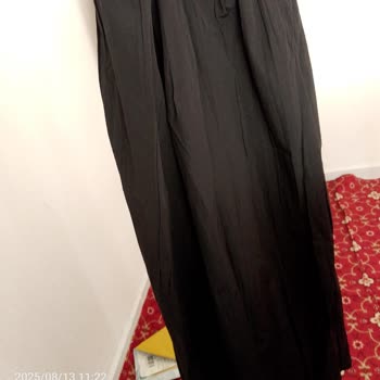 Görseldekiyle Alakasız Ve Kusurlu Etek Gönderildi, İade Kabul Edilmedi