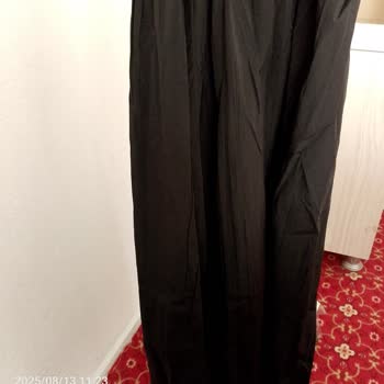 Görseldekiyle Alakasız Ve Kusurlu Etek Gönderildi, İade Kabul Edilmedi