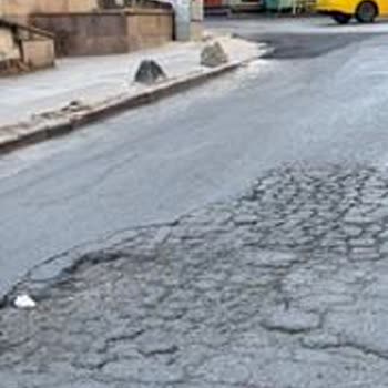 Dolapdere Taksim Caddesinde Eksik Asfalt Ve Kaldırım Taşları Sorunu