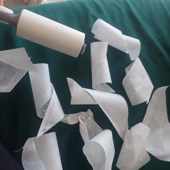 Aro Tüy Toplayıcıda Yapışkan Özelliği Yok