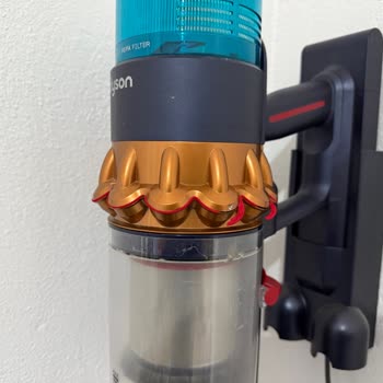 Dyson Süpürgemin Sünger Parçası Kısa Sürede Çıktı, Parça Değişimi Talebim Var