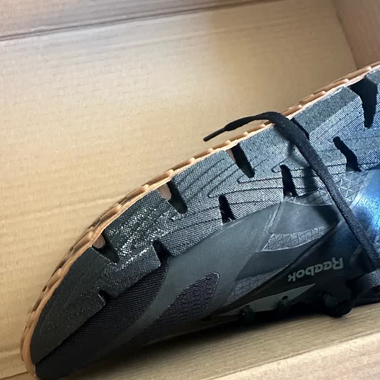 Kısa Sürede Deforme Olan Spor Ayakkabı İçin Değişim Talebi