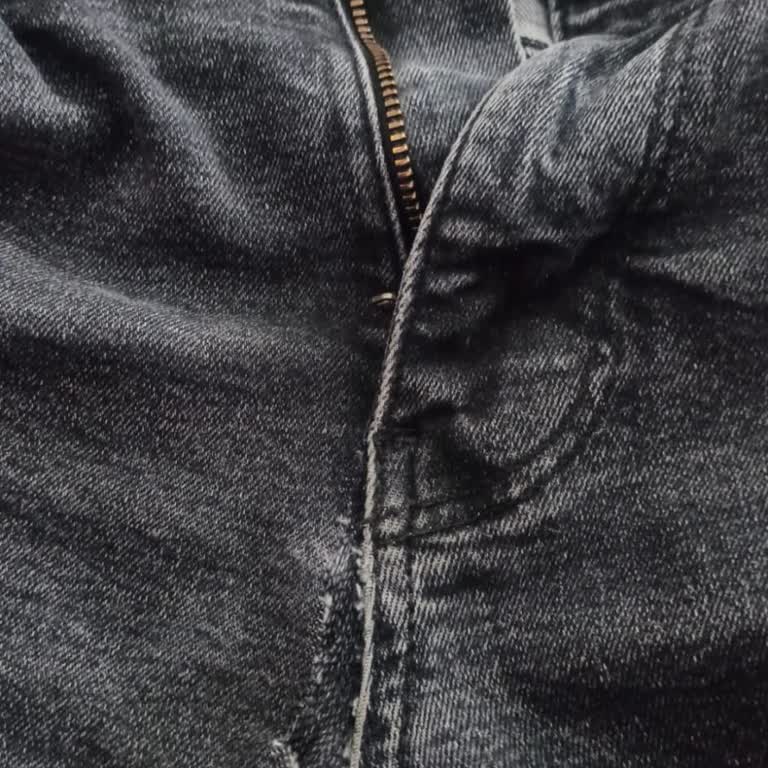 Aldığım Kot Pantolonun Kısa Sürede Yıpranması Ve Renk Solması