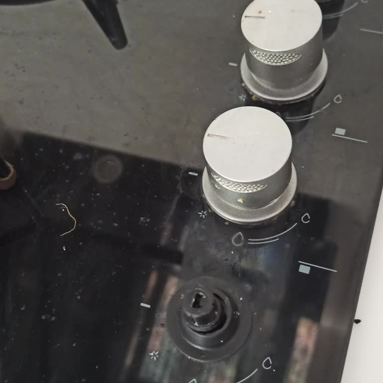 Simfer Ankastre Ocak Düğmesi Sürekli Kırılıyor Yedek Parça Bulunamıyor