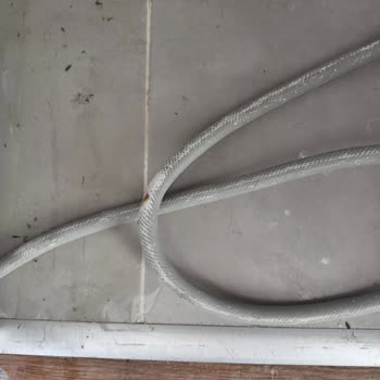 Siemens Bayisinden Alınan Bulaşık Makinesinde Yan Sanayi Hortum Mağduriyeti