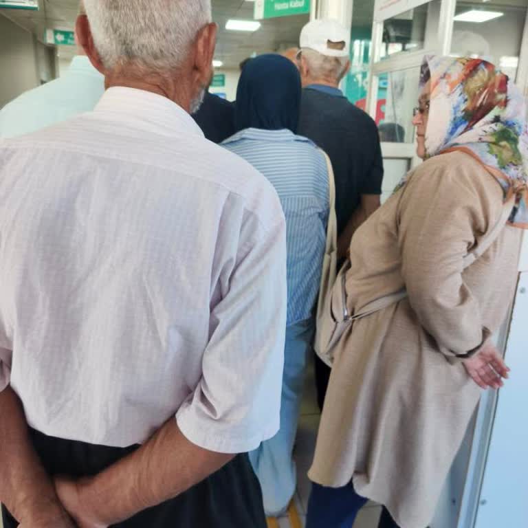 Göz Polikliniği Randevusunda Tekrar Eden Mağduriyet Ve Bilgilendirme Eksikliği