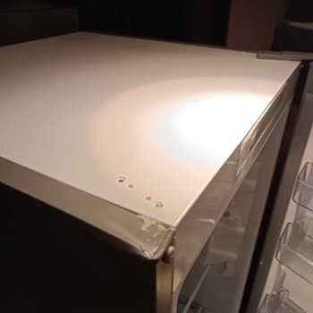 Yeni Alınan Buzdolabında Kapak Hasarı Ve Servis İlgisizliği