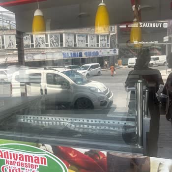 Çiğköfte Dürümden Saç Çıkması Ve Fiş Verilmemesi Hayal Kırıklığı Yarattı