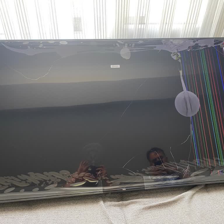 Kırık Teslim Edilen TV İçin İade Sürecinde Mağduriyet Yaşıyorum