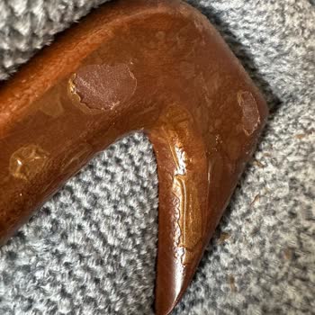 Teslim Edilen Koltuk Takımı Defolu Ve Eksik Çıktı, Sorunlar Giderilmiyor