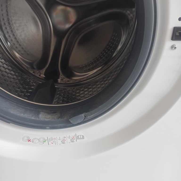 Garanti Kapsamındaki Çamaşır Makinemde Tekrarlayan Su Sızdırma Ve Ücret Talebi Sorunu