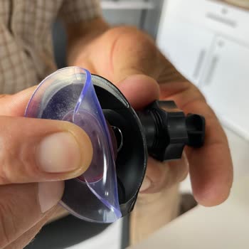 Kırık Araç Kamerası Ve İletişimsiz Firma: Mağduriyetim Giderilsin