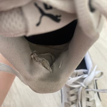 Kısa Sürede Yırtılan Puma Ayakkabılar İçin Para İadesi Talebim Reddedildi