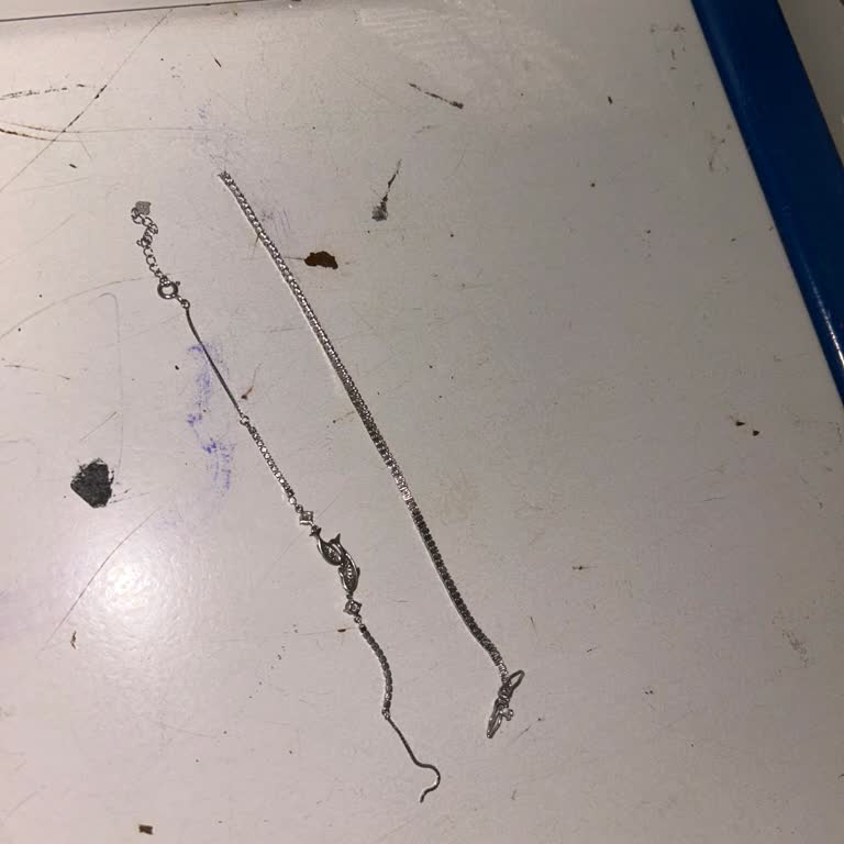 Aldığım Üç Bileklik Sürekli Kırılıyor Ve Kalıcı Çözüm Sunulmuyor