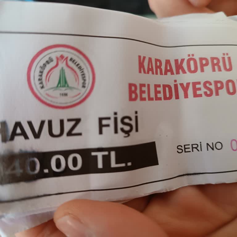 Havuzda Geç Açılış, Saygısız Personel Ve Haksız Ücret Alımı
