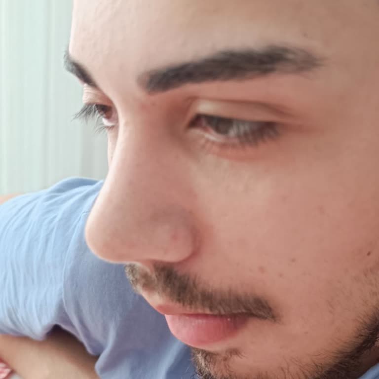 Oğlumun Kaşını Bozup Mağdur Ettiler Çözüm Bekliyorum