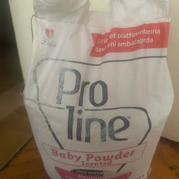 Kedi Kumu Siparişim Yırtık Paket Ve Düşük Kaliteyle Teslim Edildi