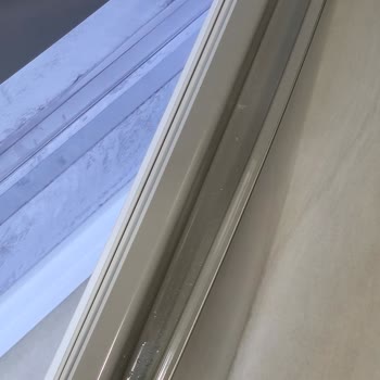 Arçelik Buzdolabında Süregelen Su Akıtma Ve İzolasyon Sorunu