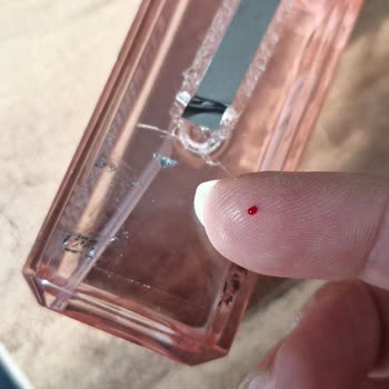 Güvenlik Bandı Yüzünden Yaralanıyorum, Uyarı Ve Düzenleme Bekliyorum