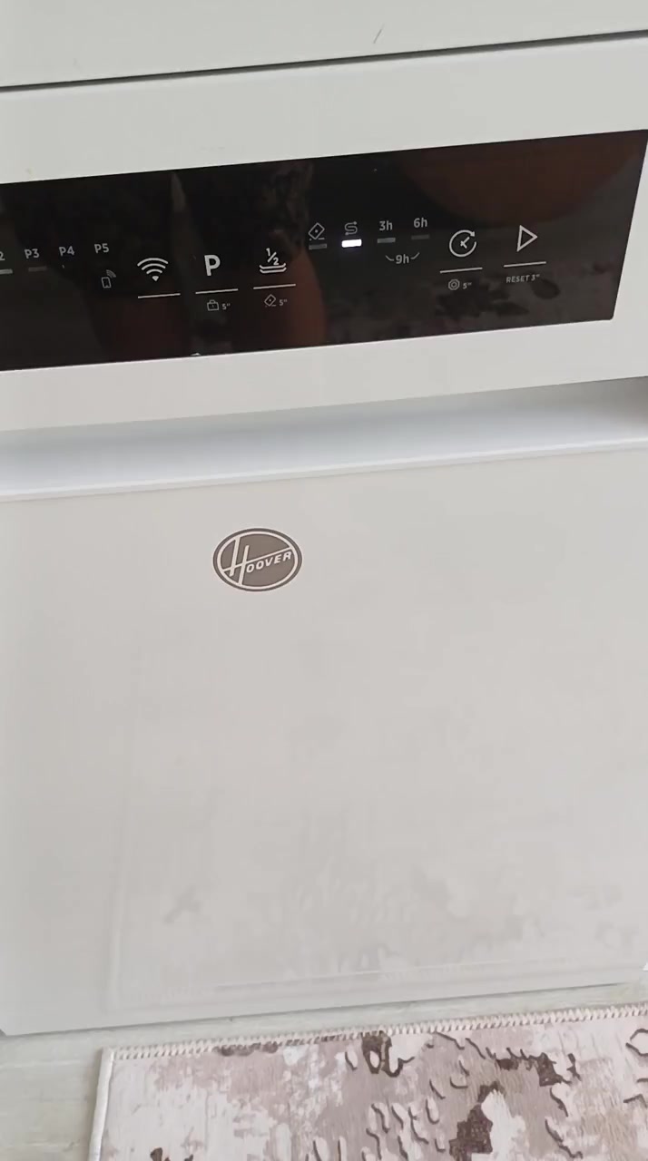 Hoover Geschirrspüler seit 2 Monaten defekt ohne Lösung Videovorschaubild