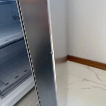 Arçelik'ten Teslim Edilen Buzdolabında Çizik Ve Göçük Var, Değişim Talebim Reddedildi